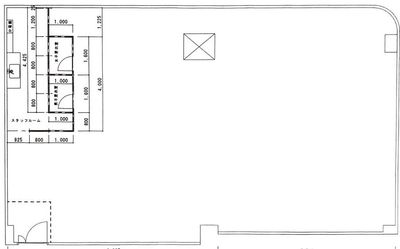 スタジオの見取図：165㎡（50坪）
活動域は約140㎡。
トイレと給湯室は、スタジオの外になり、共有場所をご利用ください。 - レンタルスタジオ TAO スタジオTAOの間取り図