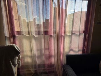 大きい窓が解放感あります。 - アールアイシェアスペース レンタルサロンの間取り図