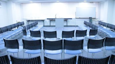 レイアウトの一例 - SMG/ 四ツ橋・近商ビル 【研修・会議におすすめ】SMG貸し会議室近商ビル6階A室の間取り図