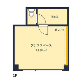 ダンススペースは13.84㎡とコンパクトですが正方形で使いやすい形になっています。 - レンタルスタジオ おどルーム 大塚店の間取り図