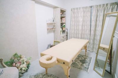 【大濠公園駅徒歩3分】おしゃれな内装のレンタルサロンです【予約前後に準備片付け時間３０分ずつが付きます※実質１時間追加サービス】 - ハエルスタジオ