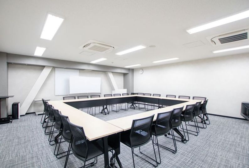 koma201 - リファレンス広島小町ビル貸会議室