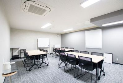 電停「中電前」より徒歩1分！無料Wi-Fi付き／21名収容 - リファレンス広島小町ビル貸会議室