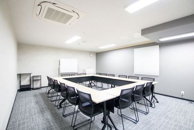 リファレンス広島小町ビル貸会議室 koma501の室内の写真