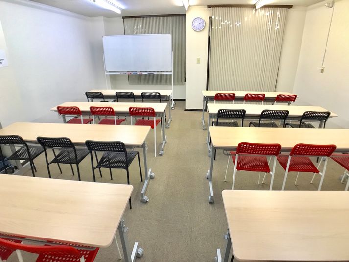 ロイヤル101 - お気軽会議室金沢安江町１０１号室