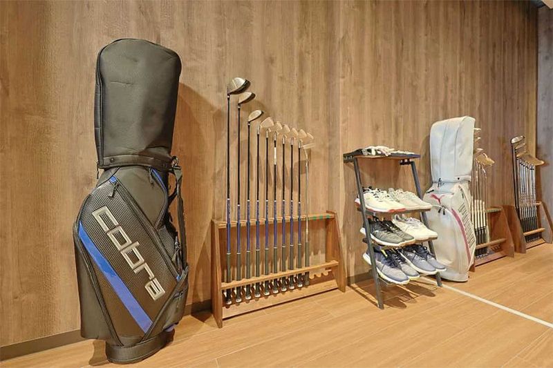 マイゴルフレーン茨木市駅前店 - マイゴルフレーン茨木市駅前店