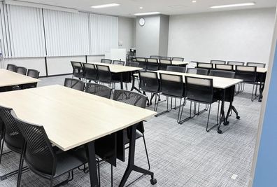 リファレンス広島小町ビル貸会議室 koma502 TypeCの室内の写真