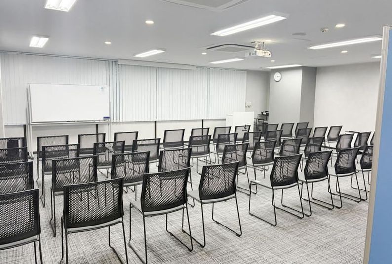 koma502 TypeC - リファレンス広島小町ビル貸会議室