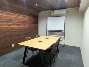 仙台協立第2ビル 広瀬通 4名【3階2-2会議室】の室内の写真