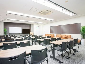 貸会議室ルームス　横浜関内店 【ROOMs横浜関内店 】JR関内駅徒歩3分の室内の写真