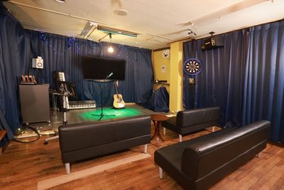 座席24名様
スタンディング30名程度のスペースです！ - 教室・セミナー・パーティースペース＠NS23川口ビル4Fの室内の写真