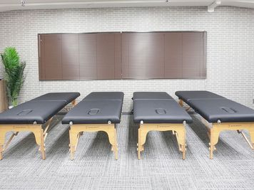 貸会議室ルームス　横浜関内店 【ROOMs横浜関内店 】 6-B第1会議室JR関内駅徒歩3分の設備の写真