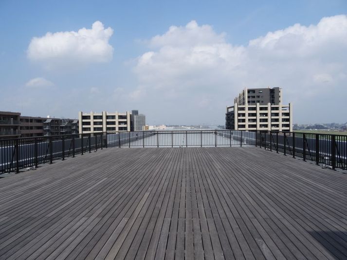 やねうえ（屋上） - リノア北赤羽つながるば.