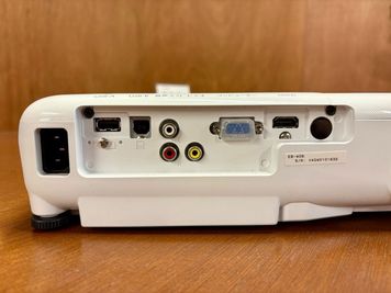 プロジェクター - TNER（トナー） ミーティングスペースの設備の写真