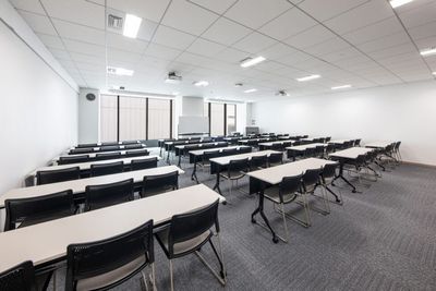 リファレンスヒューリックスクエア福岡天神貸会議室 HS403の室内の写真