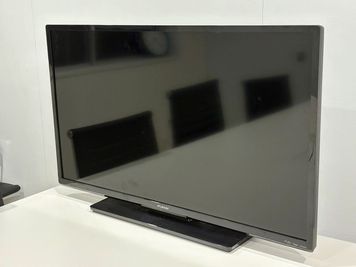 40Vモニター - TNER（トナー） ミーティングスペース２の設備の写真