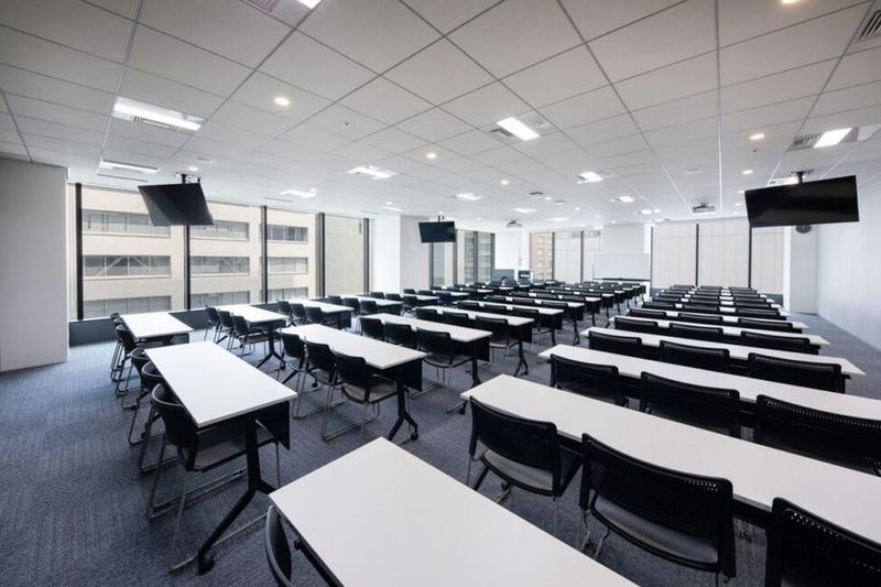 HS502 - リファレンスヒューリックスクエア福岡天神貸会議室