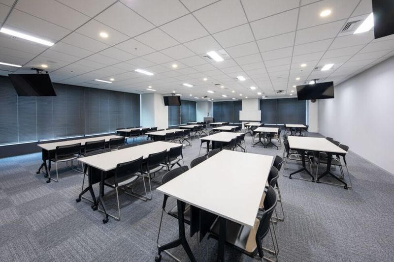 HS502 - リファレンスヒューリックスクエア福岡天神貸会議室