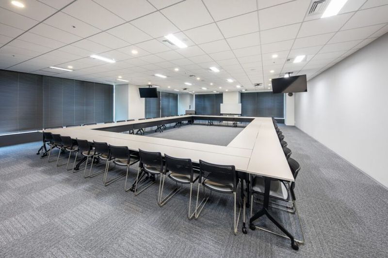 HS502 - リファレンスヒューリックスクエア福岡天神貸会議室