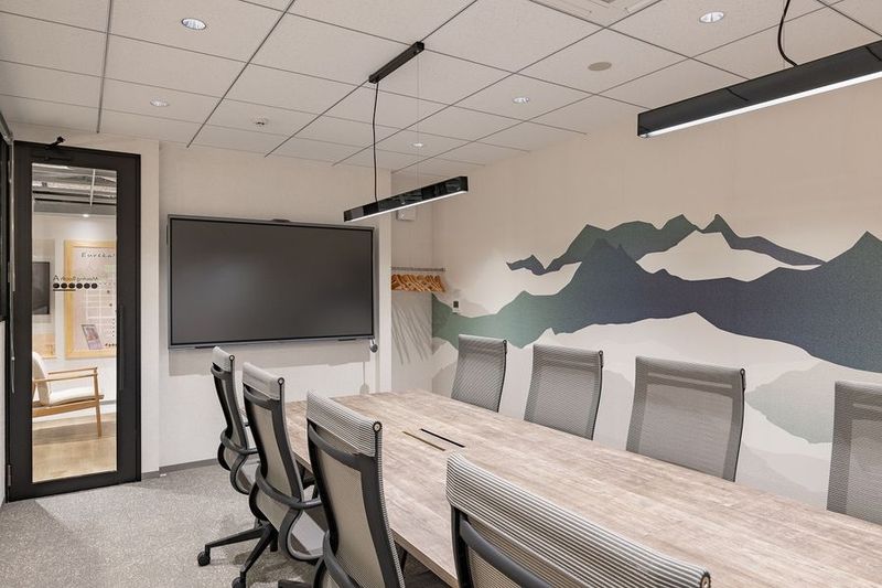 10名用会議室 - BIZcomfort札幌すすきの