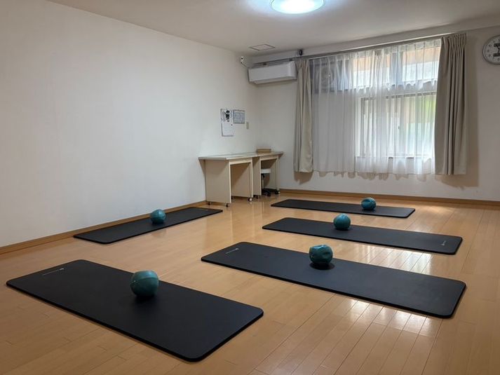 （ルームC）１５畳フローリング - レンタルスペース Mermaid