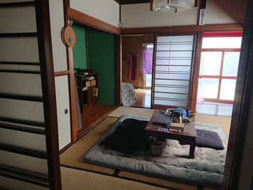 １階和室 - 真朱家 古民家一軒家スペースの室内の写真