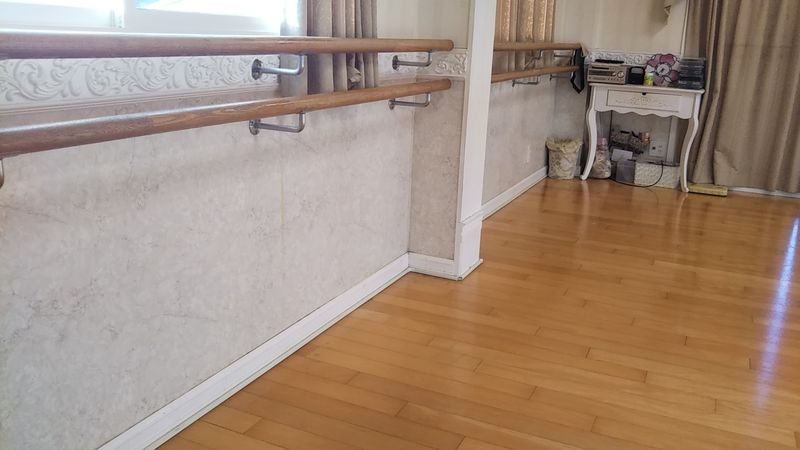 バレエやダンスの練習場です。 - マユミバレエスタジオ（荻田）