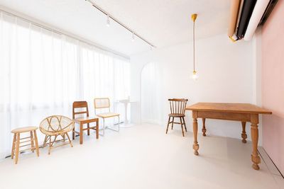 お子さまの記念撮影やカップルフォトの撮影にもおすすめです💐 - milk studio 飯田橋店 milk studio 飯田橋店（11名様〜）の室内の写真