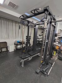 【新宿駅東口徒歩30秒】【新宿駅東口M階段から徒歩5秒】【新宿駅南口徒歩2分】【新宿三丁目駅徒歩5分】駅チカ│備品多数│完全個室 - イーリバイブ新宿東口店