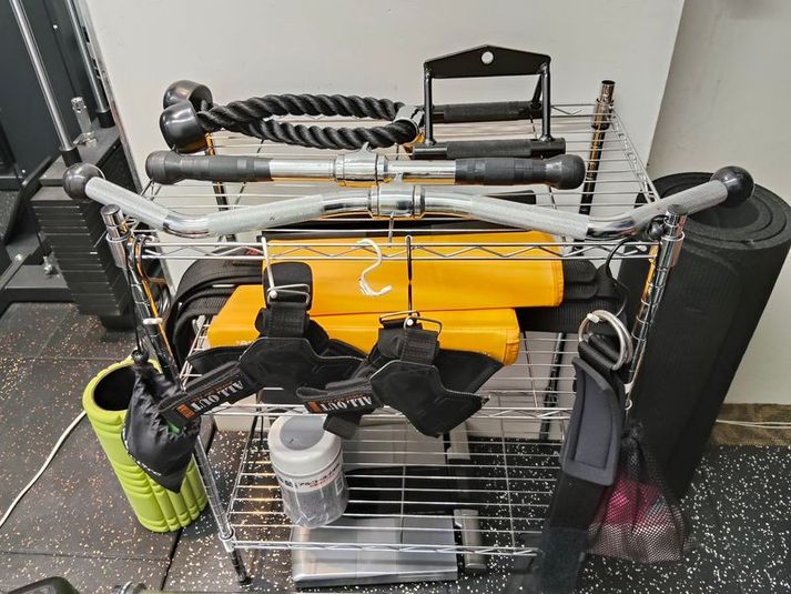 E-Revive新宿東口店【レンタルジム】 - イーリバイブ新宿東口店