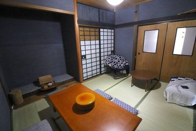 キッチンへの引き戸が閉まった状態です。 - みるくる 閑静な住宅街の【ダイニングキッチン & 和室】の室内の写真