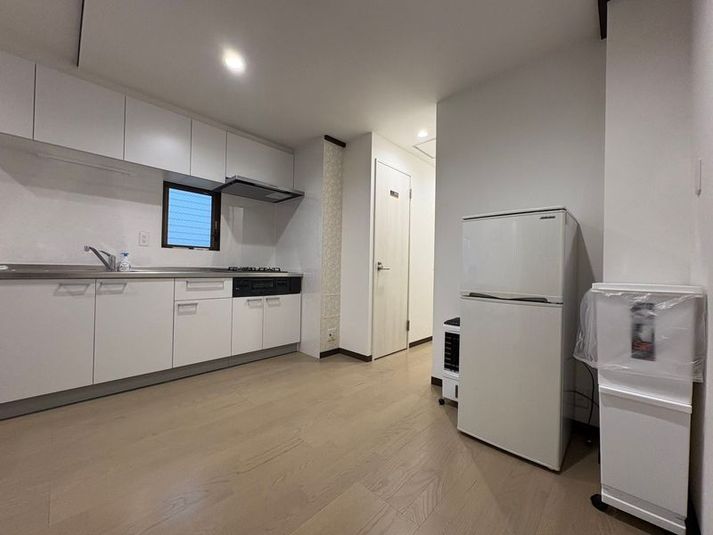 地域NO.1最安値！レンタルオフィスR号室、一日利用も可能 - 東小岩ZKYビル