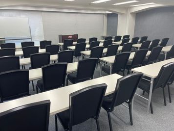 TKP新橋汐留ビジネスセンター カンファレンスルーム304の室内の写真