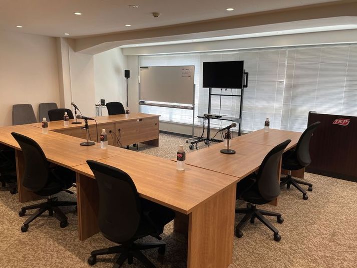 カンファレンスルーム303 - TKP新橋汐留ビジネスセンター