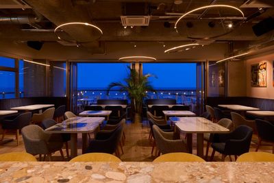 AWAKE3F店内 - AWAKE -Dining & Lifestyle Shop- AWEKE Dining & Lifestyle Shopの室内の写真