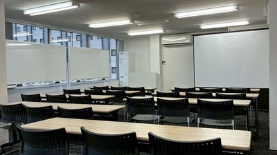 フィエスタ新大阪の室内の写真