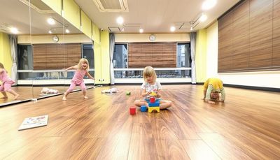 デッドスペースなしの広々31.4㎡（一般的な小学校の教室半分程度の広さです） - レンタルスタジオクラッセ国分寺 国分寺駅前 ダンスができるレンタルスタジオ クラッセの室内の写真