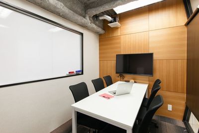 【駅から3分】スタイリッシュな落ち着いた会議室 - 久屋大通 ナユタビル
