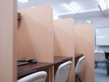 大英個別指導学院 岩倉校 レンタルスペースの室内の写真