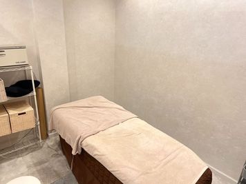 minoriba_佐賀駅南口店 レンタルサロン エステルームの室内の写真