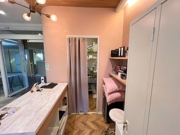 minoriba_佐賀駅南口店 レンタルサロン エステルームの設備の写真
