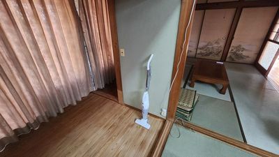 掃除機完備 - KITAKYUBASE レンタルスペース 45平米の広々和室の古民家 レンタルスペースの設備の写真