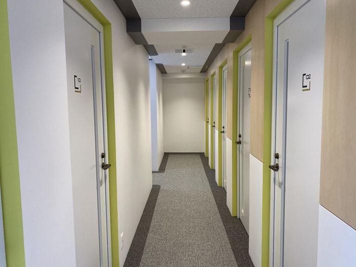 comolu渋谷道玄坂　ひとり個室 - comolu 渋谷道玄坂