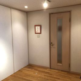 お部屋の入口 - Inspire Space 広尾 2階 落ち着くリビング H2Lの入口の写真