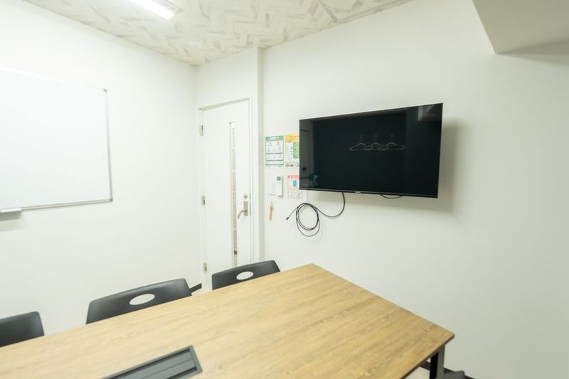 6名用会議室【山】 - いいオフィス三ノ宮駅前 by Yokoyama