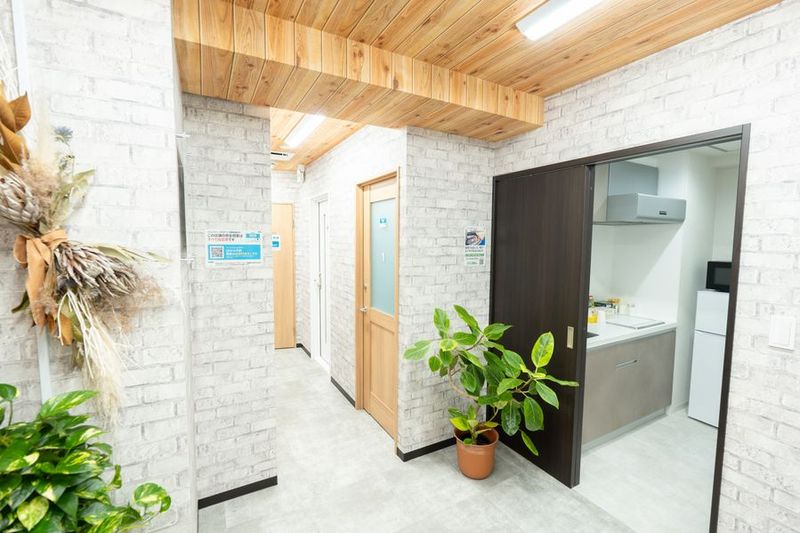 6名用会議室【山】 - いいオフィス三ノ宮駅前 by Yokoyama