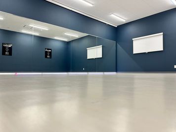 KONTACT 会議＆レッスンスタジオKONTACTの室内の写真