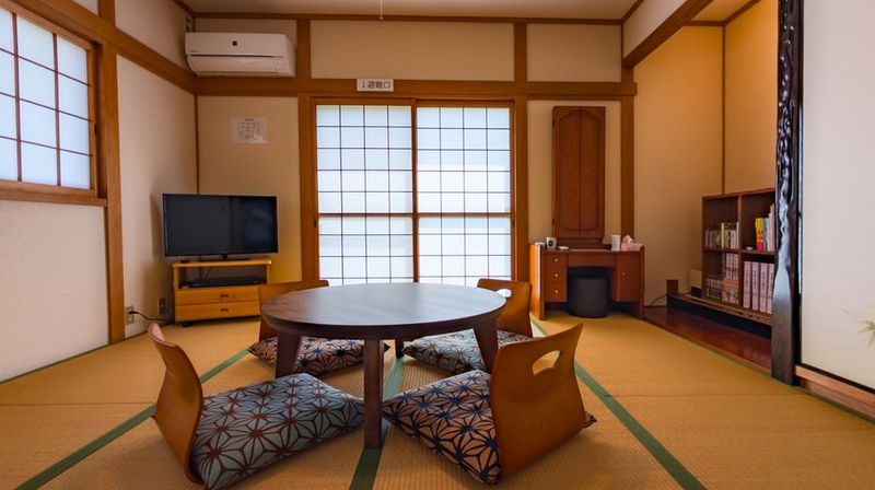 セルフカフェ - ゲストスペース634庵