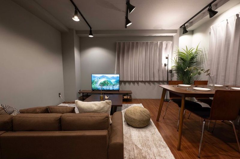 CRIB渋谷宮益坂 - CRIB渋谷宮益坂