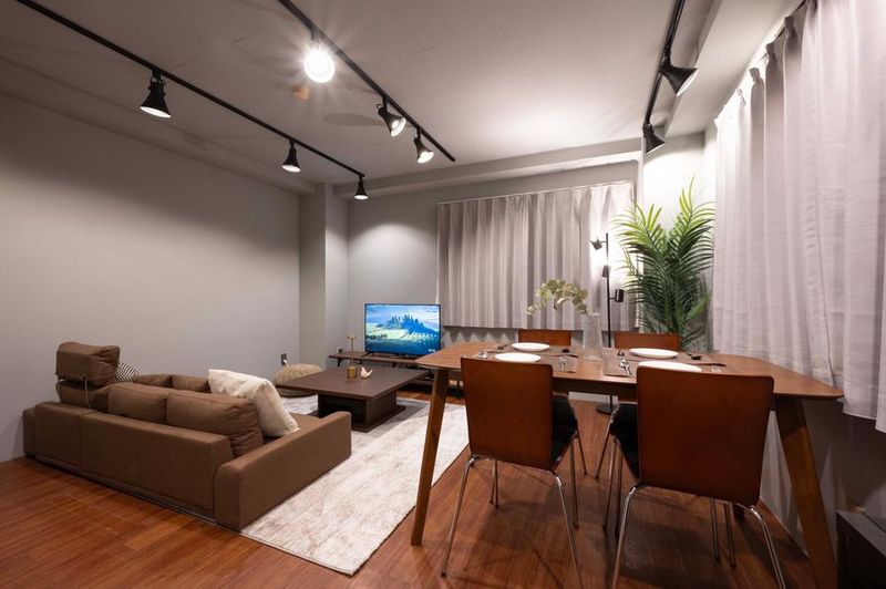 CRIB渋谷宮益坂 - CRIB渋谷宮益坂